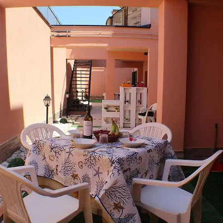 Vito Orange Appartement Ricadi