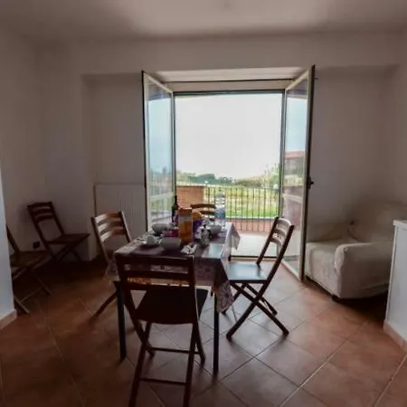 Vito Orange Appartement *